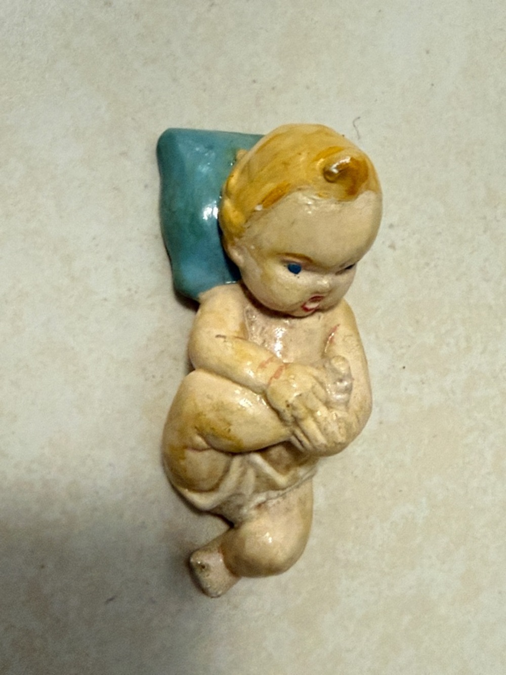 Antique Vintage Chalk Ware Baby Figurine. - Picture 2 of 4